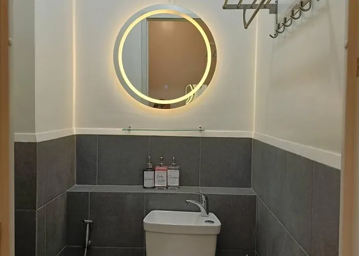 Goldyrich Staycation Place -urban Deca Tower Cubao Hotel Manila